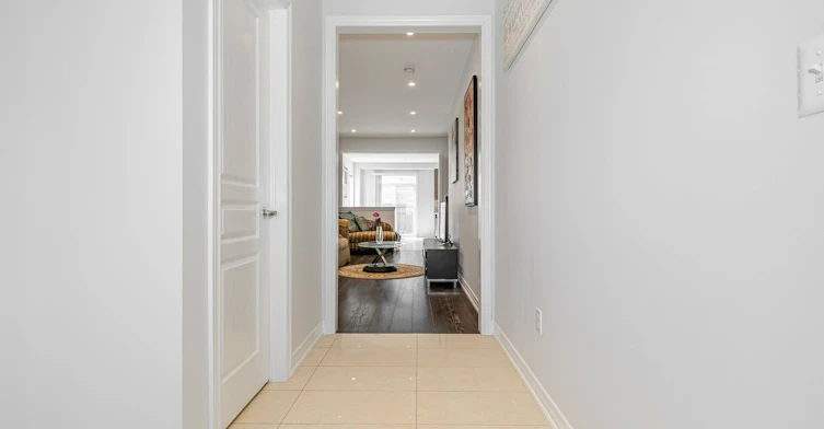 5520 Meadowcrest Avenue, Mississauga, ON, L5M 0V1 - 5