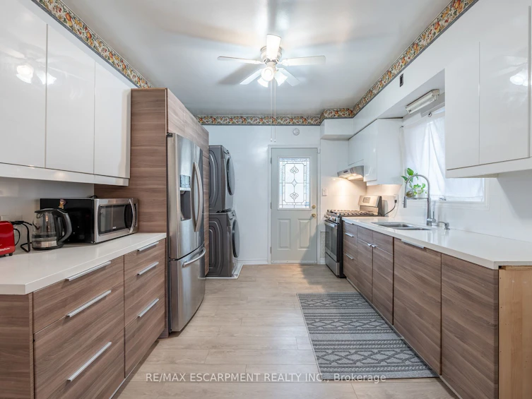 50 1/2 Clyde Street, Hamilton, ON, L8L 5R4 - 9