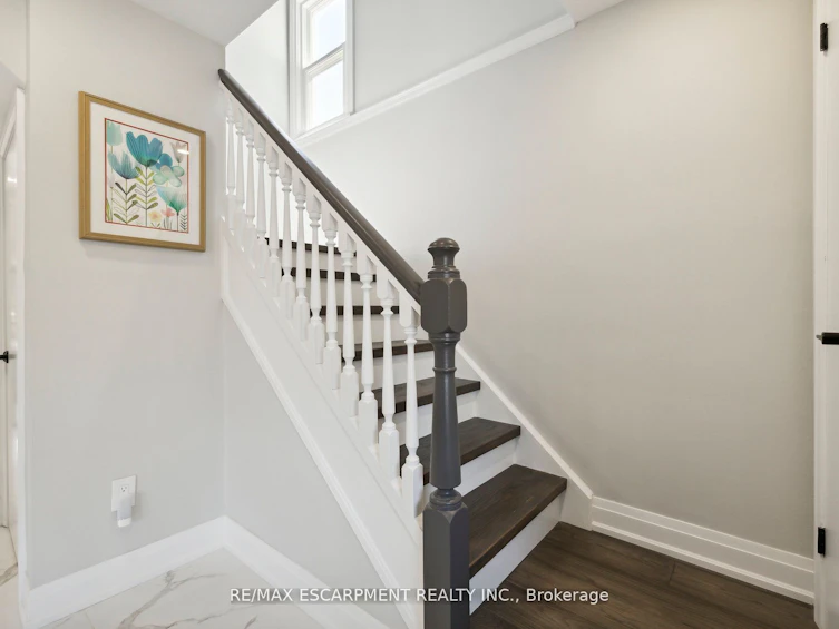 147 Garside Avenue S, Hamilton, ON, L8K 2W1 - 17