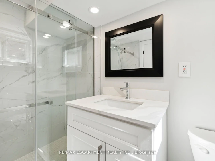 147 Garside Avenue S, Hamilton, ON, L8K 2W1 - 33