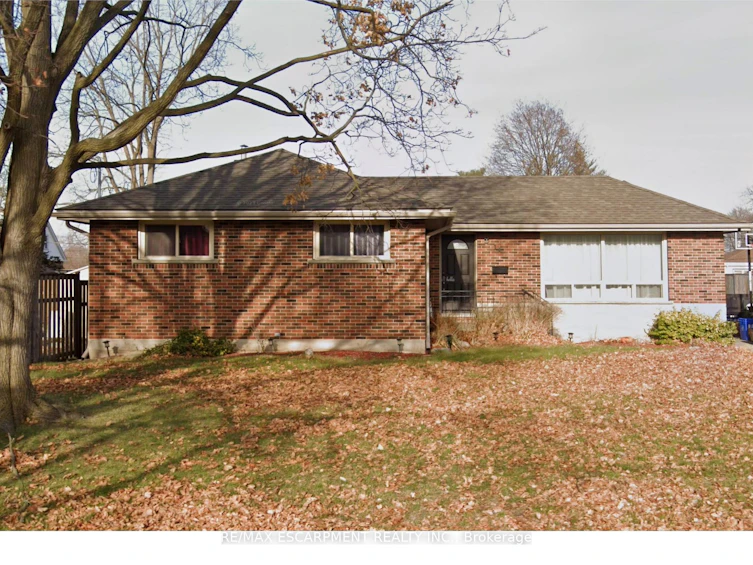 14 Sycamore Drive, Brantford, ON, N3R 2M1