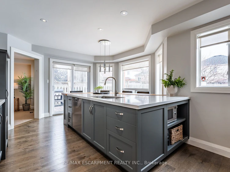 2 Fenwick Place, Hamilton, ON, L8B 0P5 - 10