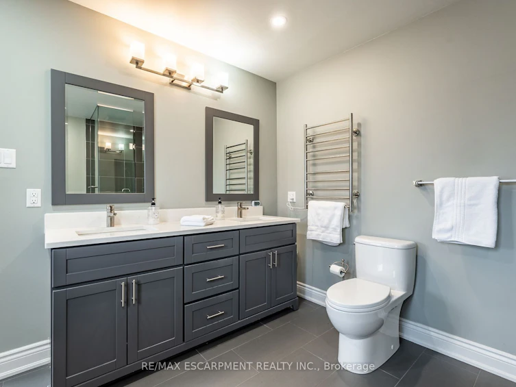 2 Fenwick Place, Hamilton, ON, L8B 0P5 - 25