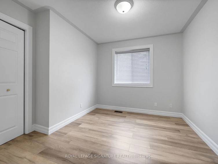 2-9 1/2 York Street, Hamilton, ON, L9H 1L3 - 24