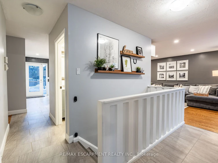 141 Buckingham Drive, Hamilton, ON, L9C 2G8 - 27