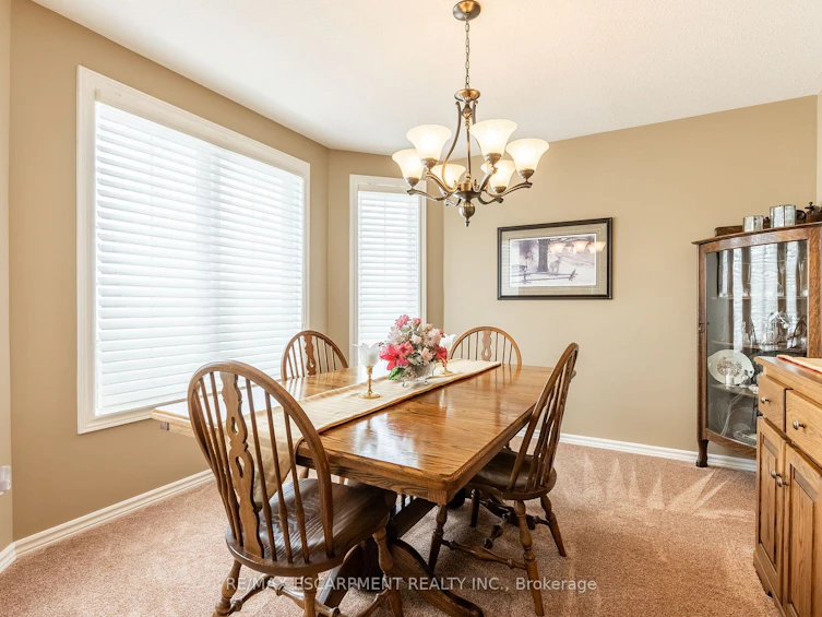 22 Mansfield Drive, Brant, ON, N0E 1N0 - 6