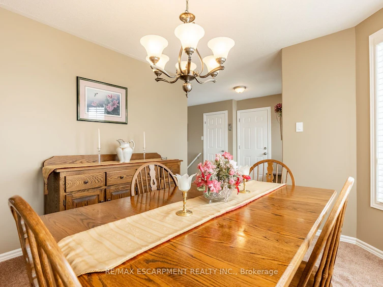 22 Mansfield Drive, Brant, ON, N0E 1N0 - 8