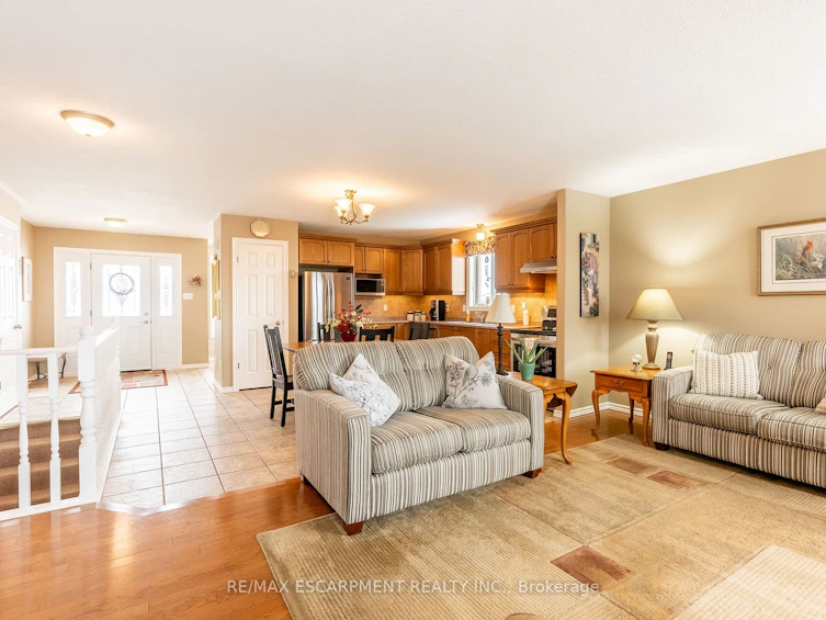 22 Mansfield Drive, Brant, ON, N0E 1N0 - 20