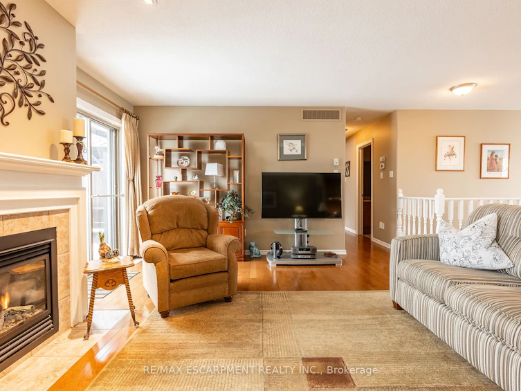 22 Mansfield Drive, Brant, ON, N0E 1N0 - 21