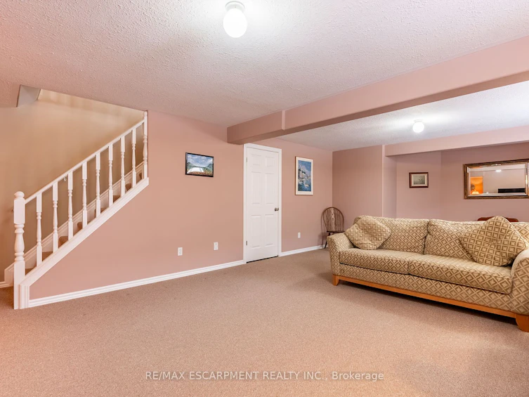 22 Mansfield Drive, Brant, ON, N0E 1N0 - 35