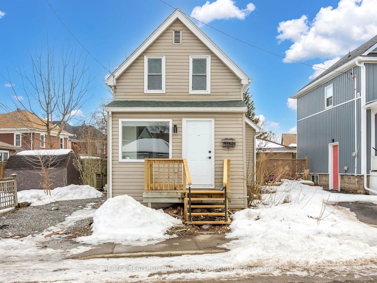 5156 St Lawrence Avenue, Niagara Falls, ON, L2E 3Z2 - 2