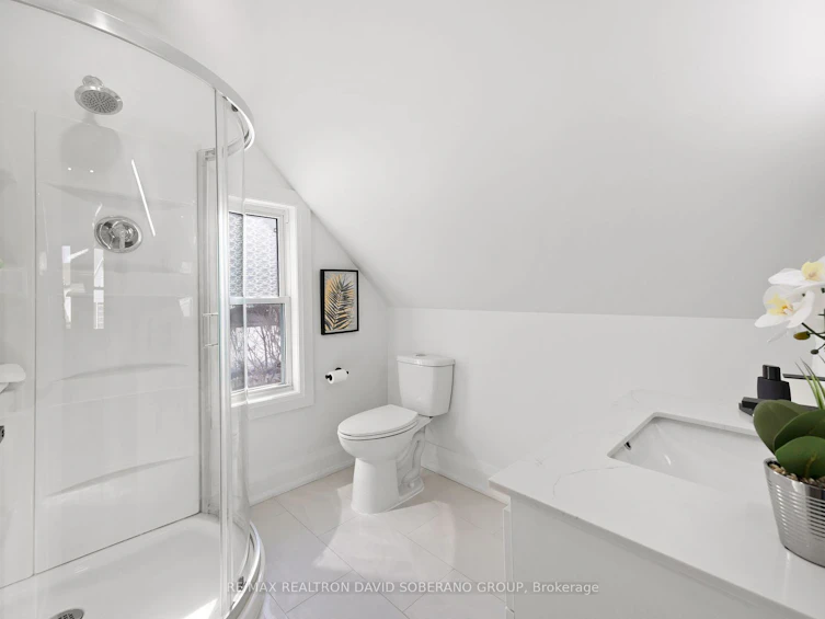 5156 St Lawrence Avenue, Niagara Falls, ON, L2E 3Z2 - 21