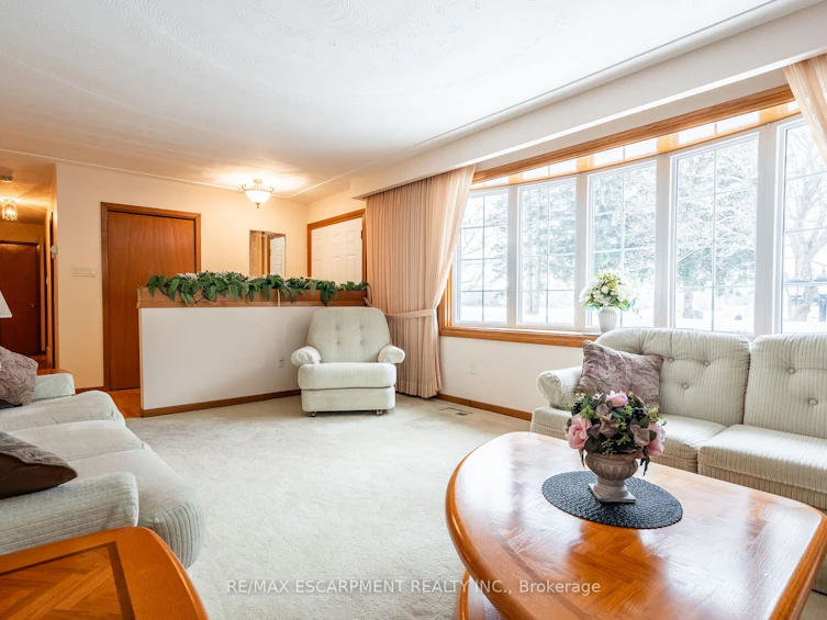 802 Millgrove Sdrd, Hamilton, ON, L8B 0W7 - 9