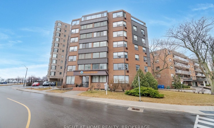 201-166 Mountain Park Avenue