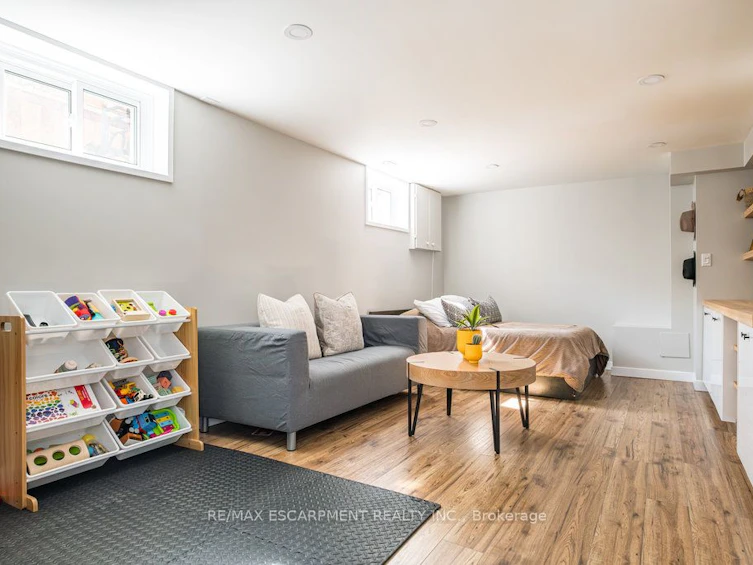 6 Shirley Street, Hamilton, ON, L9H 4S3 - 21