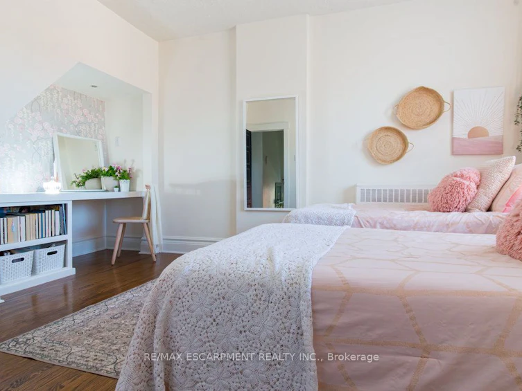 21 Murray Street W, Hamilton, ON, L8L 1B1 - 9