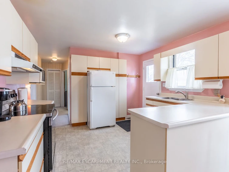 279 Parkside Drive, Hamilton, ON, L8B 0Y9 - 13