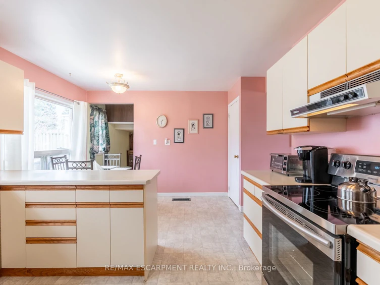 279 Parkside Drive, Hamilton, ON, L8B 0Y9 - 14