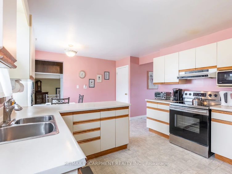 279 Parkside Drive, Hamilton, ON, L8B 0Y9 - 15