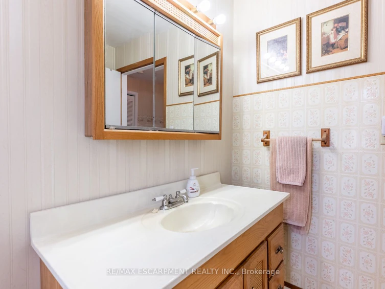 279 Parkside Drive, Hamilton, ON, L8B 0Y9 - 26