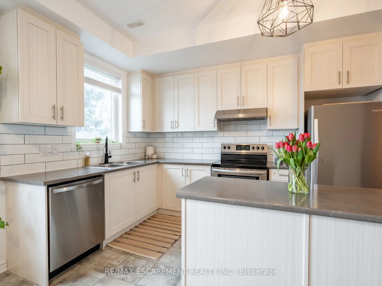 45-219 Dundas Street E, Hamilton, ON, L8B 1V9 - 19