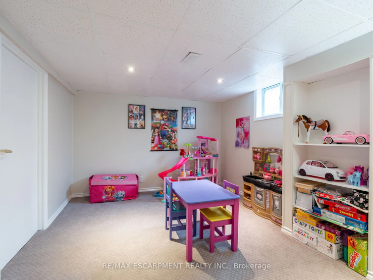 668 Burgess Avenue, Hamilton, ON, L8H 6J1 - 34