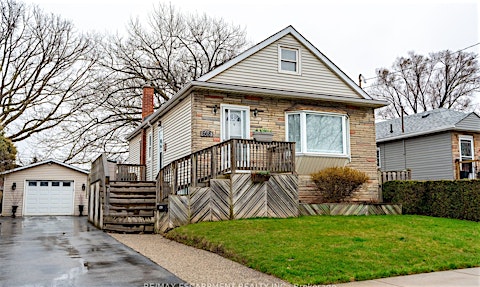 668 Burgess Avenue, Hamilton, ON, L8H 6J1