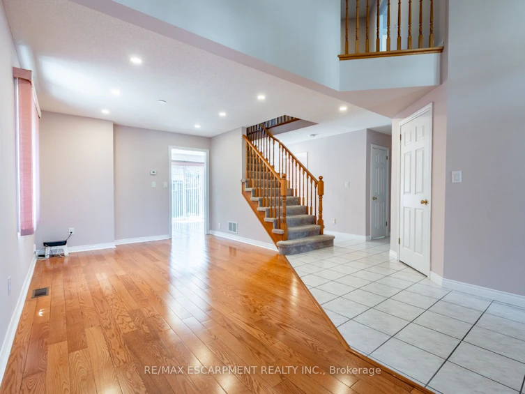 3 Resolute Drive, Hamilton, ON, L9A 5J6 - 6