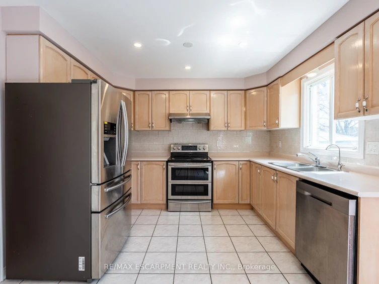 3 Resolute Drive, Hamilton, ON, L9A 5J6 - 12