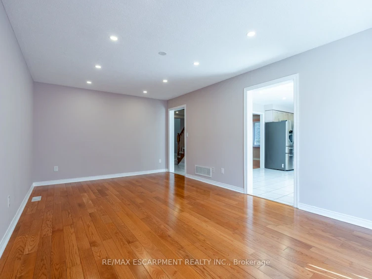 3 Resolute Drive, Hamilton, ON, L9A 5J6 - 9