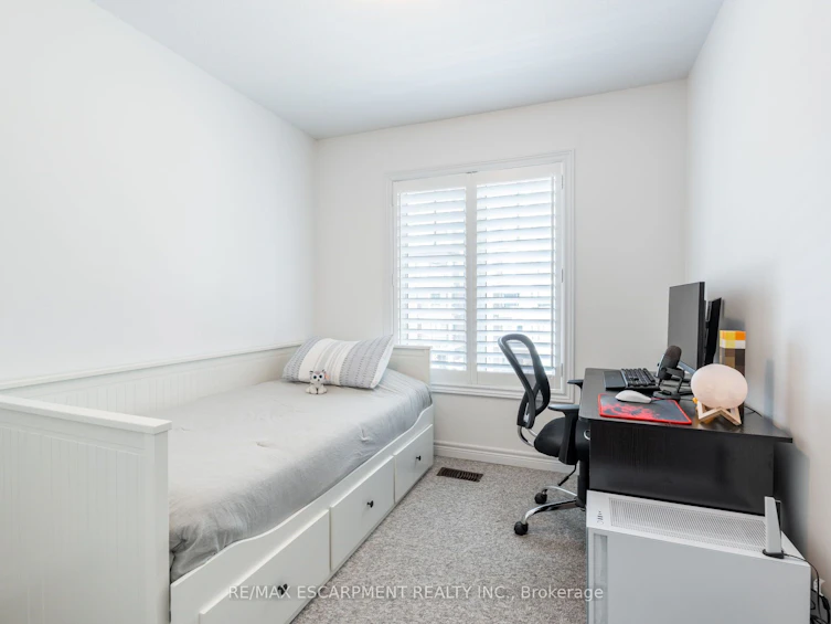 16 Place Polonaise Drive, Grimsby, ON, L3M 0H3 - 23