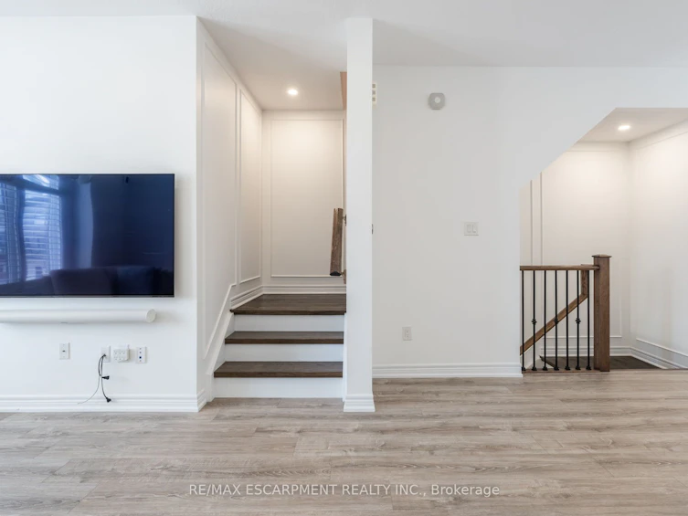 16 Place Polonaise Drive, Grimsby, ON, L3M 0H3 - 16
