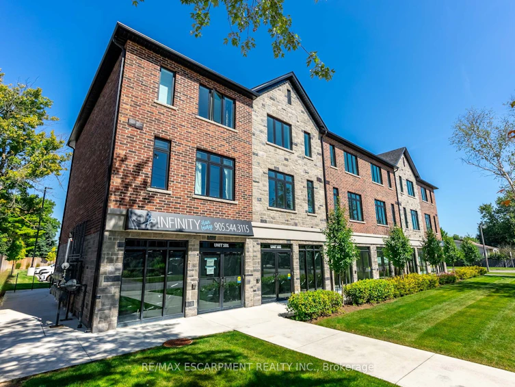 206-2620 Binbrook Road, Hamilton, ON, L0R 1C0 - 2