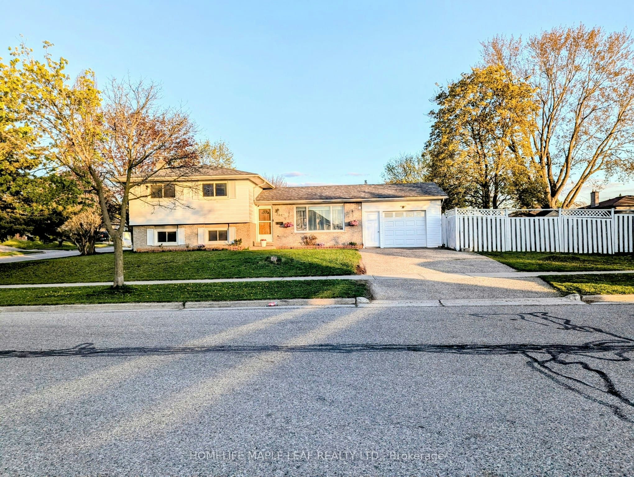 261 Overlea Drive, Kitchener, ON, N2M 1T7