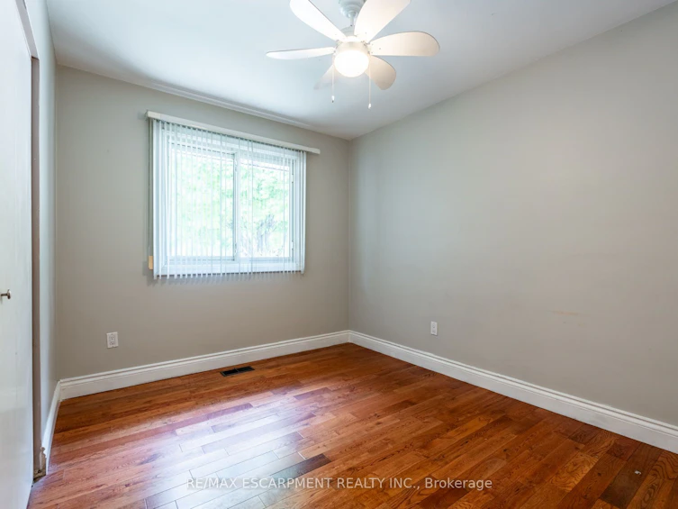 3 Tanager Avenue, Hamilton, ON, L9A 2M2 - 18