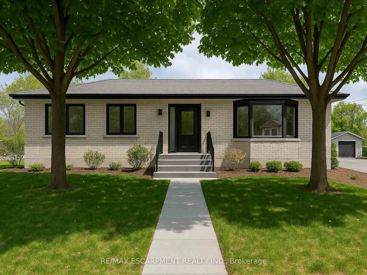 3 Tanager Avenue, Hamilton, ON, L9A 2M2 - 3