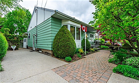 35 Kemp Drive, Hamilton, ON, L9H 2N1