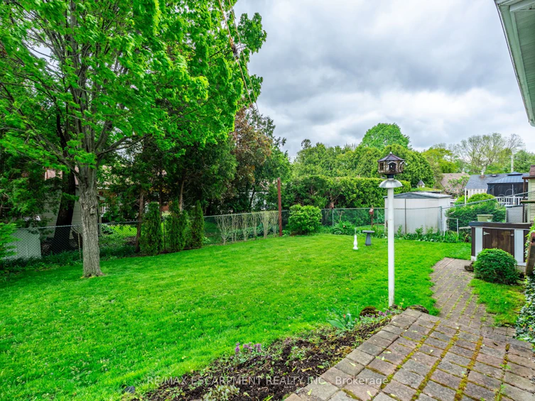 35 Kemp Drive, Hamilton, ON, L9H 2N1 - 21