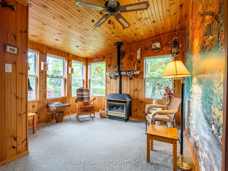35 Kemp Drive, Hamilton, ON, L9H 2N1 - 9