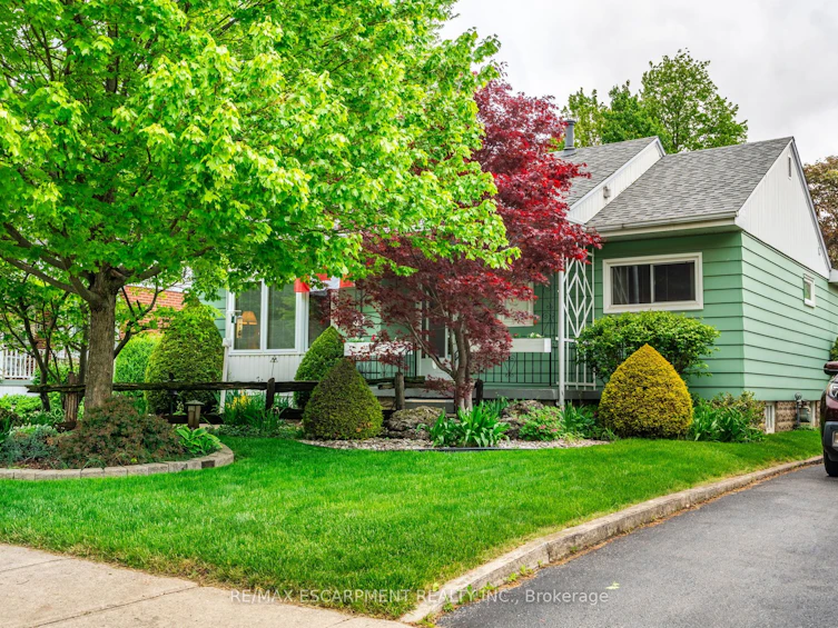 35 Kemp Drive, Hamilton, ON, L9H 2N1 - 4