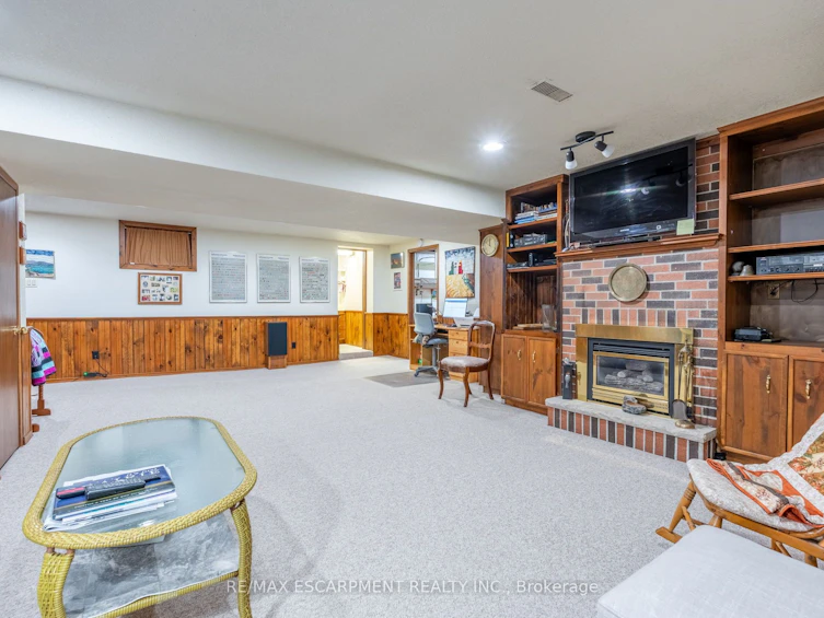 35 Kemp Drive, Hamilton, ON, L9H 2N1 - 19