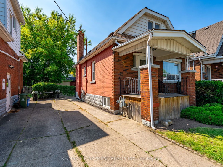 75 Barons Avenue N, Hamilton, ON, L8H 5A5 - 2