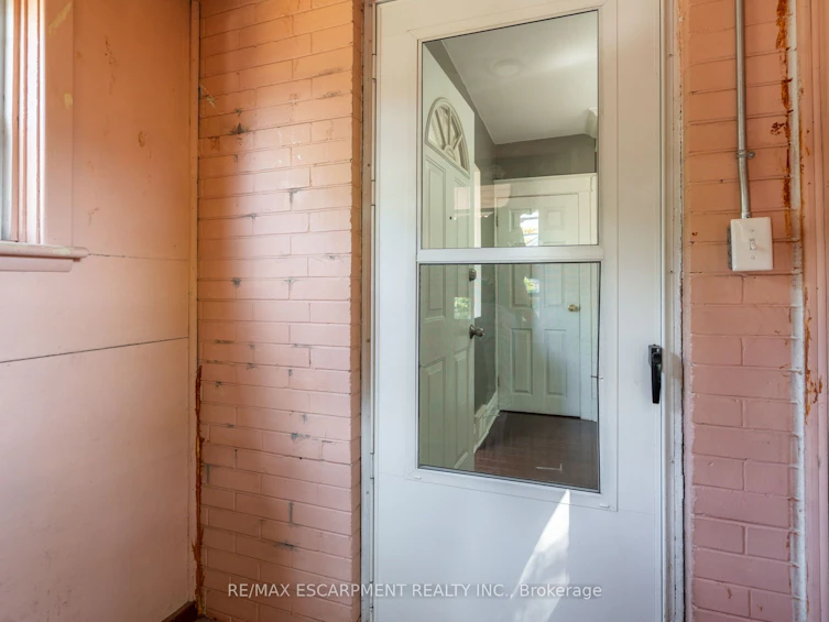 75 Barons Avenue N, Hamilton, ON, L8H 5A5 - 24