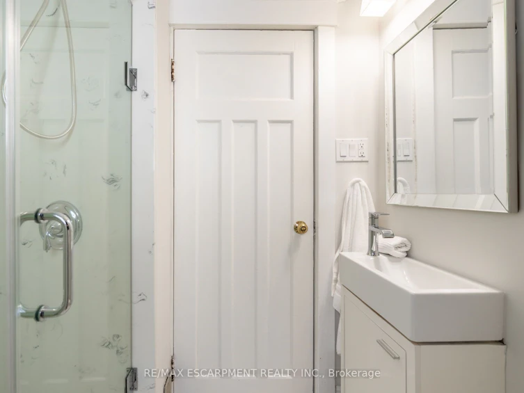 75 Barons Avenue N, Hamilton, ON, L8H 5A5 - 22