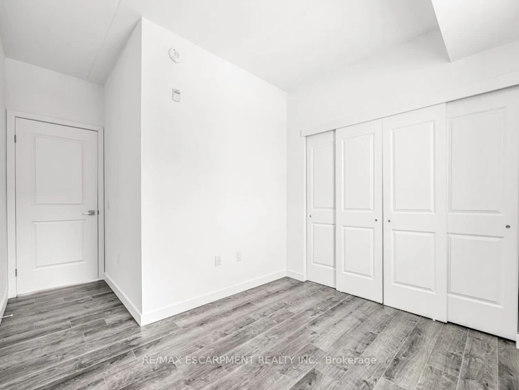 301-7549A Kalar Road, Niagara Falls, ON, L2H 3W6 - 12