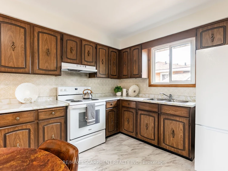 18 Renner Court, Hamilton, ON, L8K 6J4 - 15
