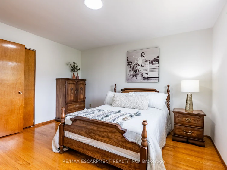18 Renner Court, Hamilton, ON, L8K 6J4 - 19