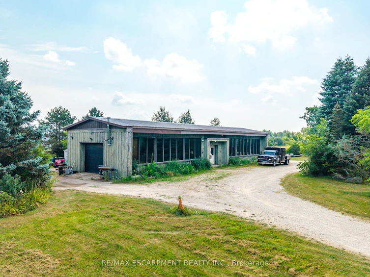 1090 Brock Road, Hamilton, ON, L9H 5E4