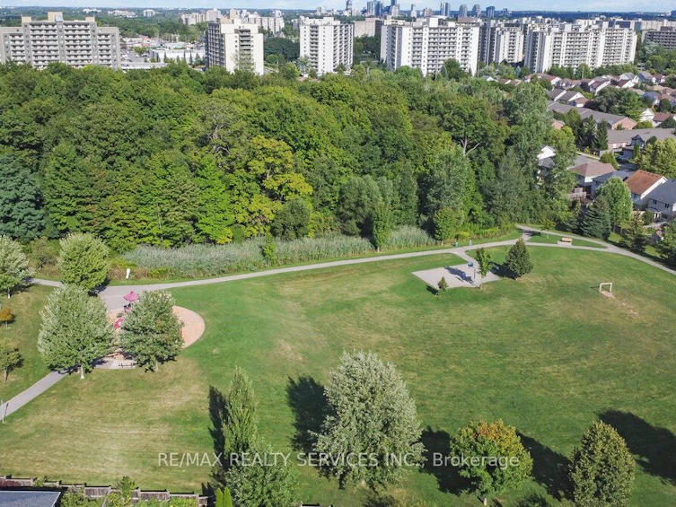 829 Oakcrossing Road, London, ON, N6H 0A4 - 50