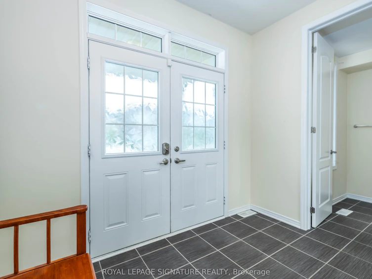 11 Fleming Crescent, Cayuga, ON, N3W 0C4 - 2
